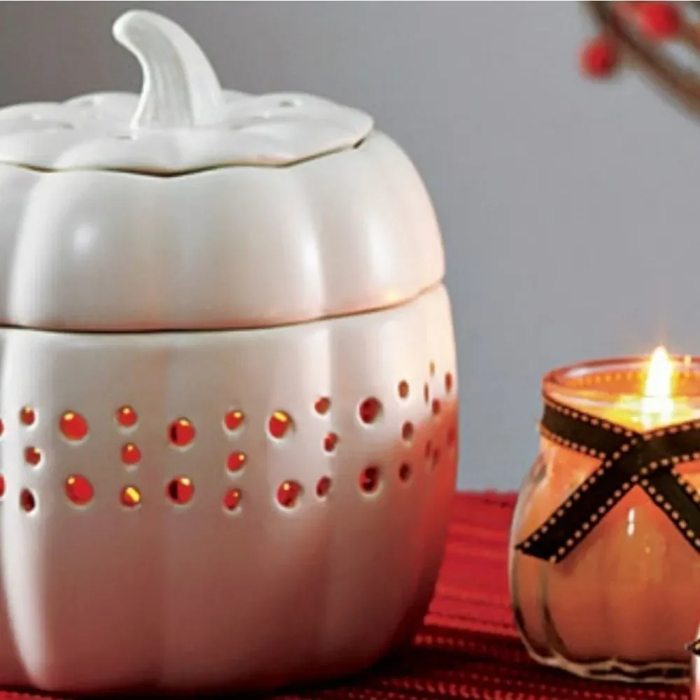 🔸️🔸️NIB PartyLite White 3 Piece Pumpkin Fragrance Warmer - Picture 2 of 7